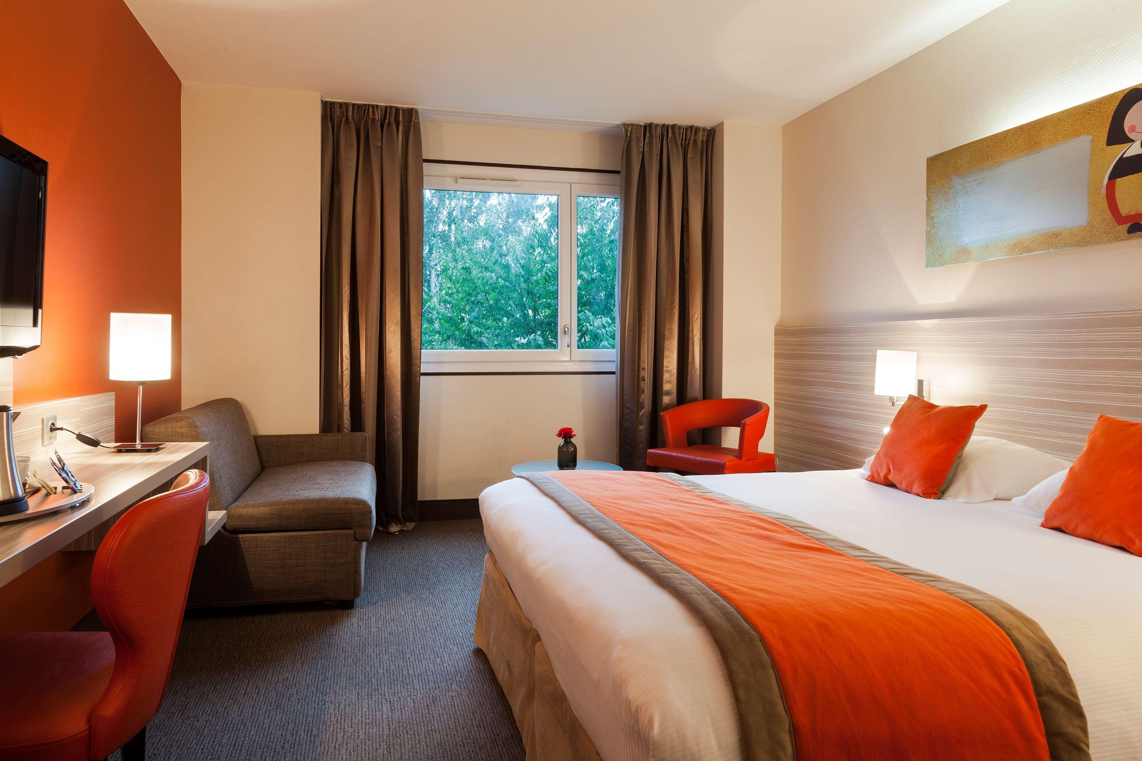 Kyriad Hotel Strasbourg Lingolsheim Exterior photo