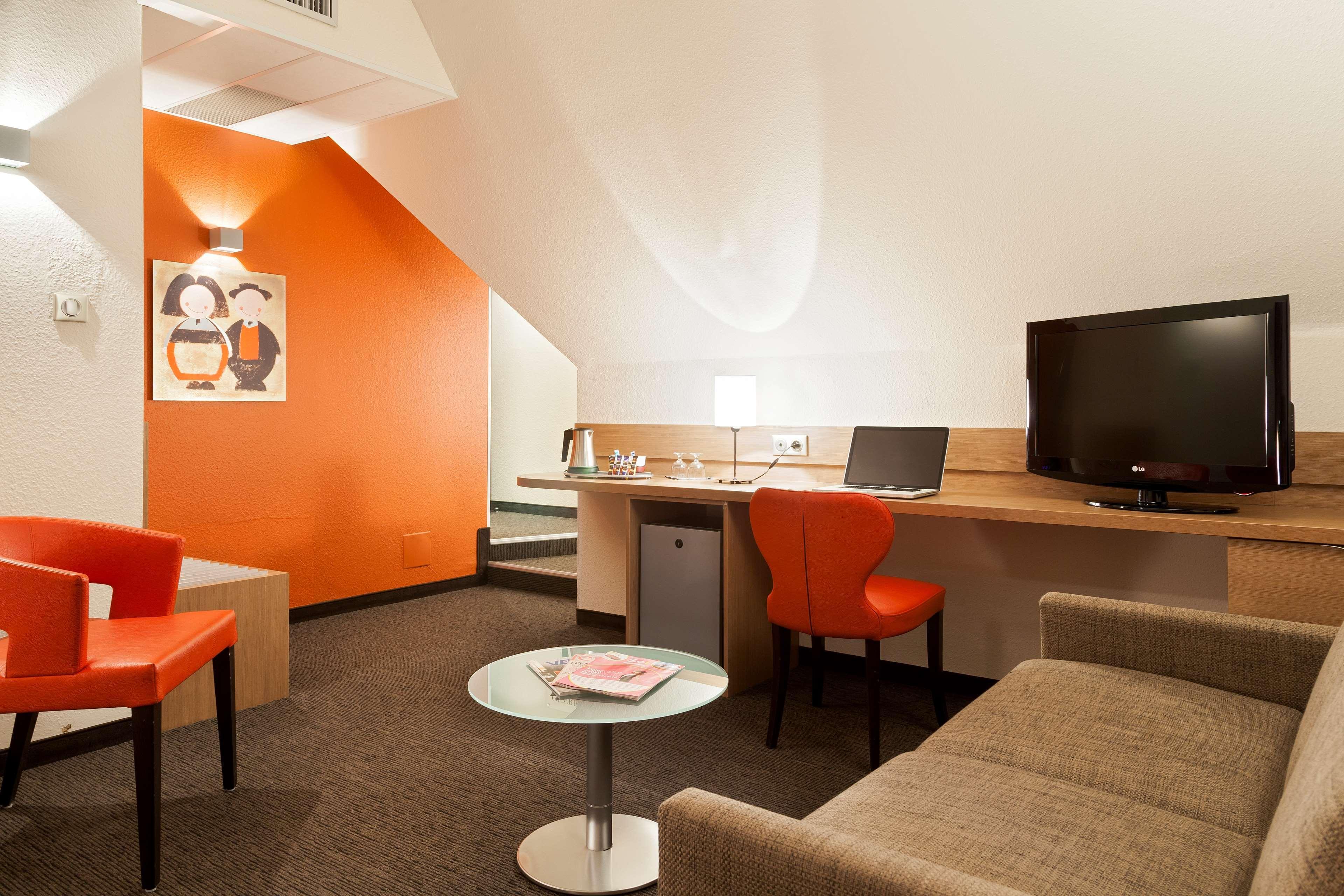 Kyriad Hotel Strasbourg Lingolsheim Exterior photo